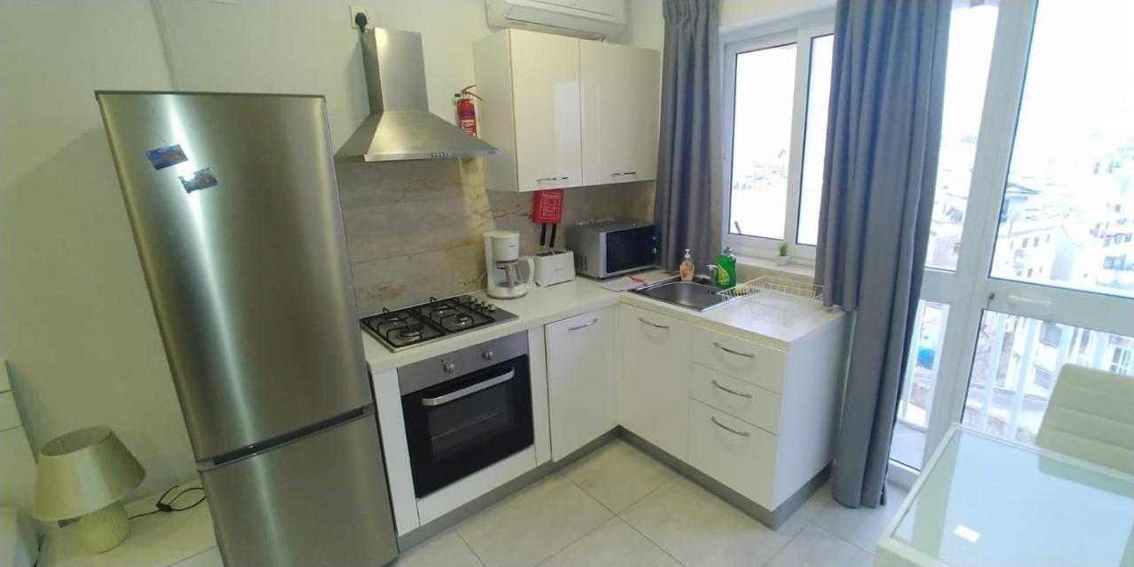 Wonderful Apartments With Shared Jacuzzi And Panorama Rooftop Gzira Ngoại thất bức ảnh