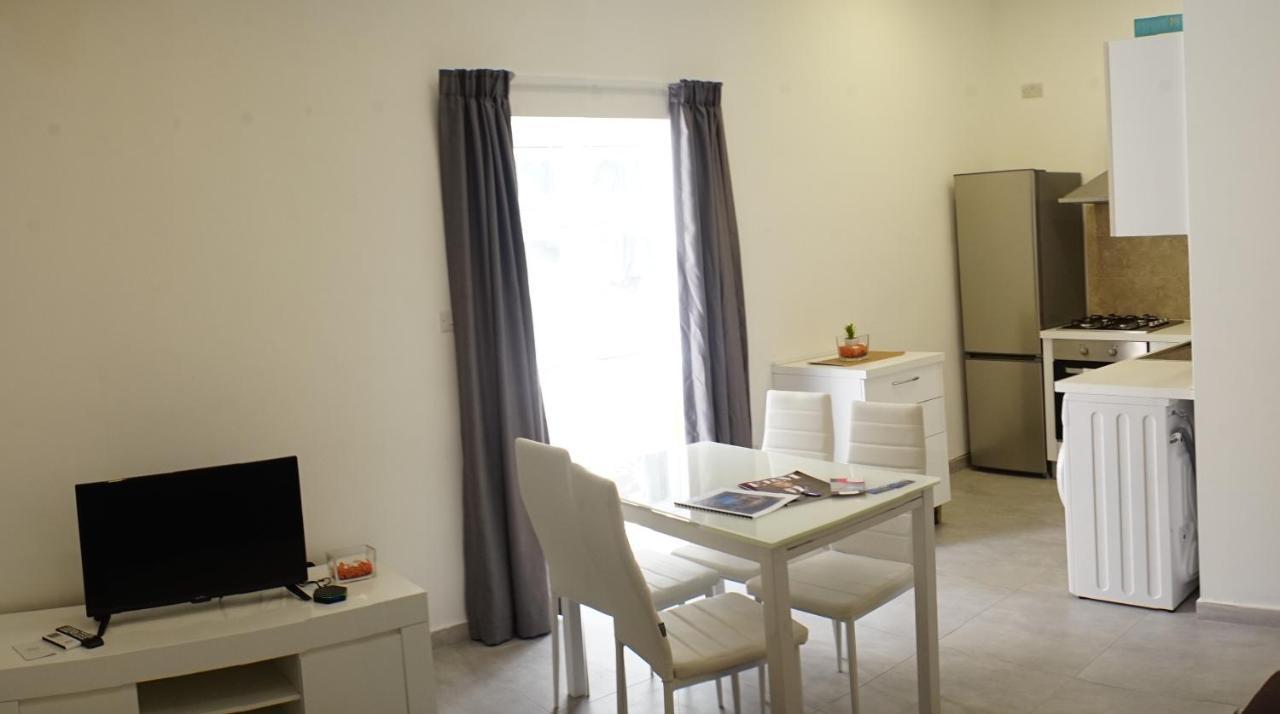 Wonderful Apartments With Shared Jacuzzi And Panorama Rooftop Gzira Ngoại thất bức ảnh